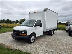 2014 GMC Savana 