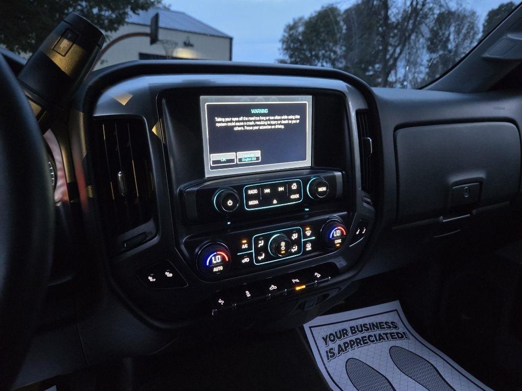 Chevrolet Silverado 1500 LT Crew Cab 4WD 2015