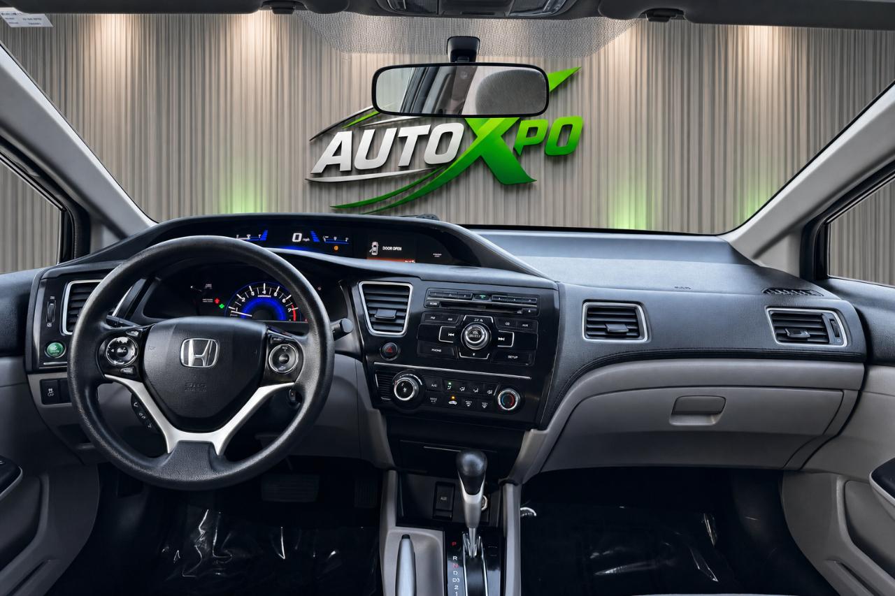 Honda Civic LX Sedan 5-Speed AT 2013