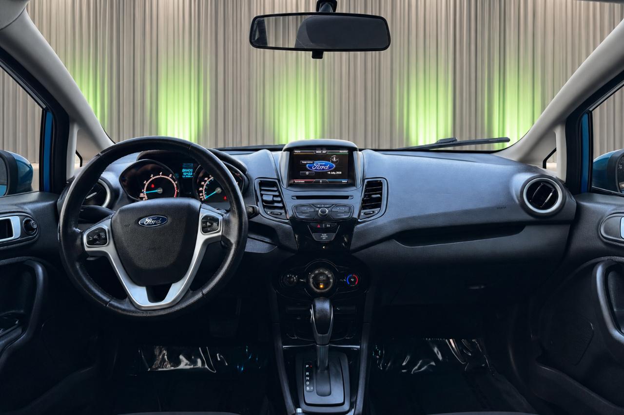 Ford Fiesta SE Sedan 2014