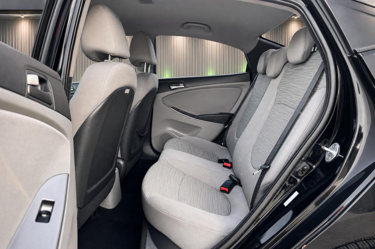 Hyundai Accent SE 4-Door 6A 2016