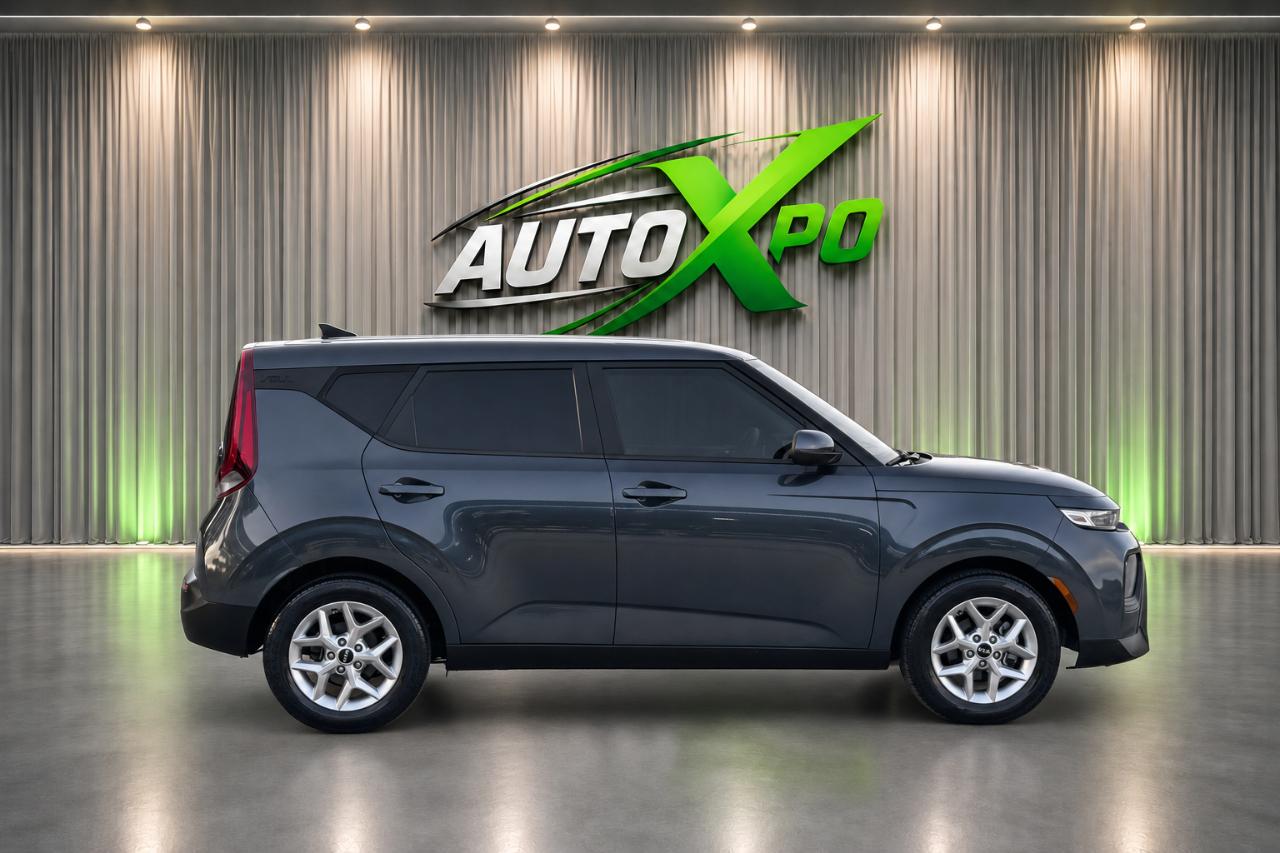 Kia Soul LX CVT 2022