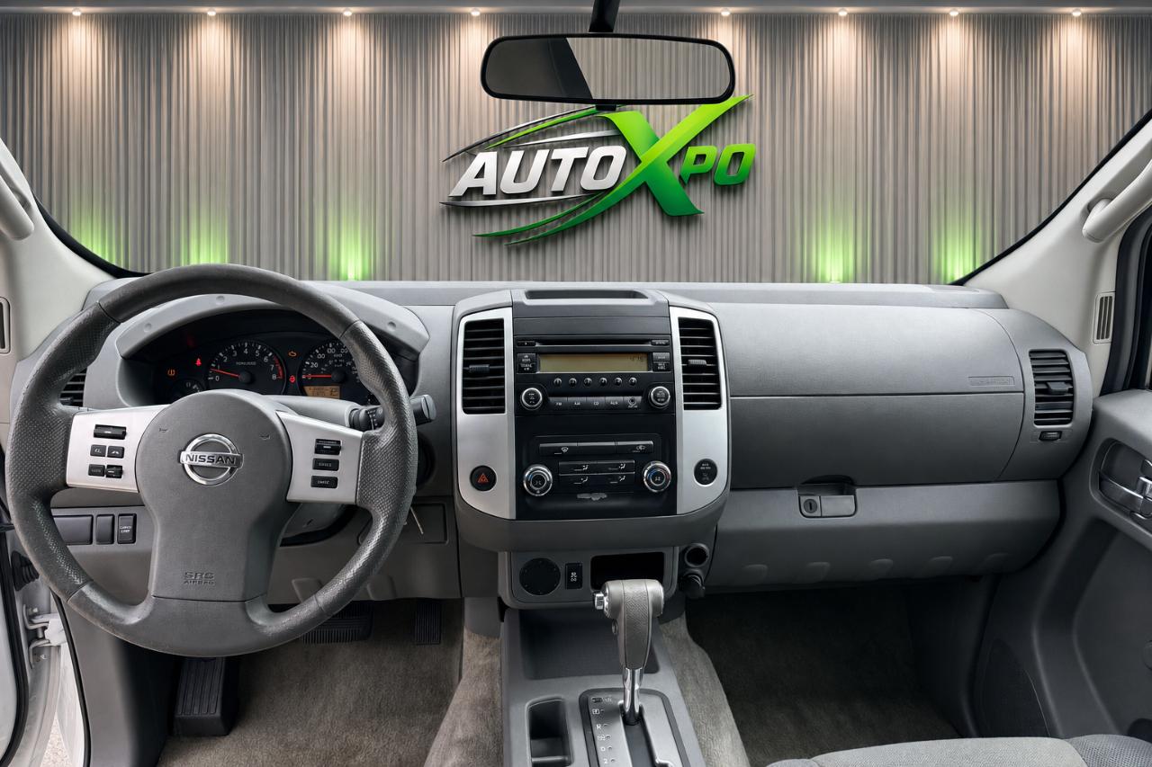 Nissan Frontier SV King Cab I4 5MT 2WD 2016
