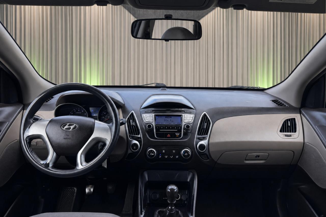 Hyundai Tucson GLS Manual 2010