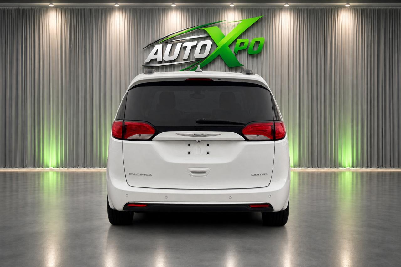 Chrysler Pacifica Limited 2017