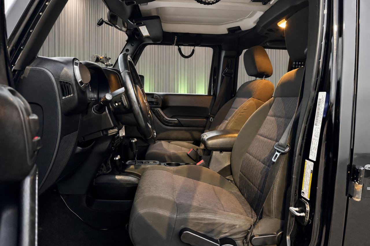 Jeep Wrangler Unlimited Sport 4WD 2011
