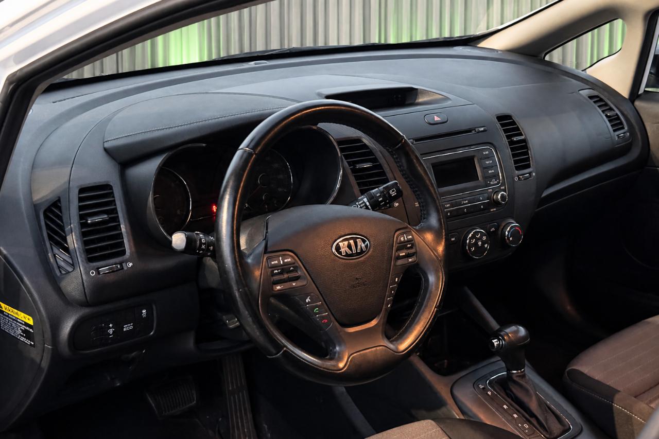 Kia Forte 5-Door EX 2015