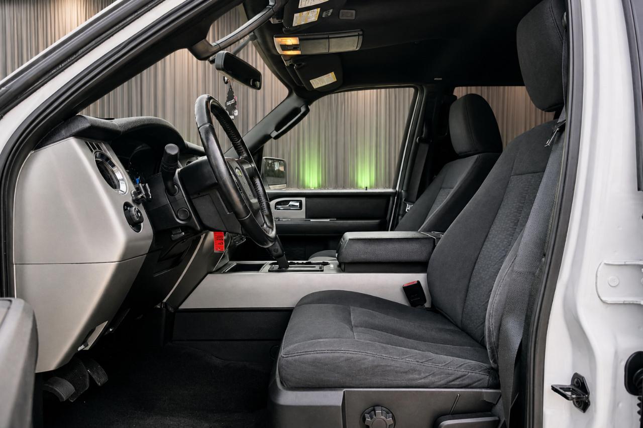 Ford Expedition XLT 2WD 2016