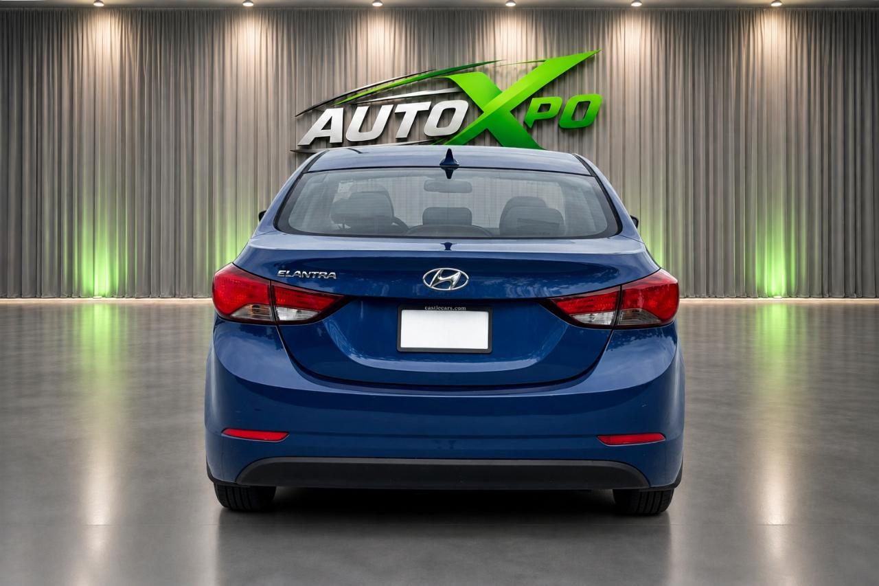 Hyundai Elantra SE 6AT 2015