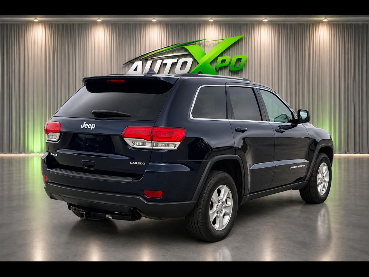 Jeep Grand Cherokee Laredo 4WD 2016