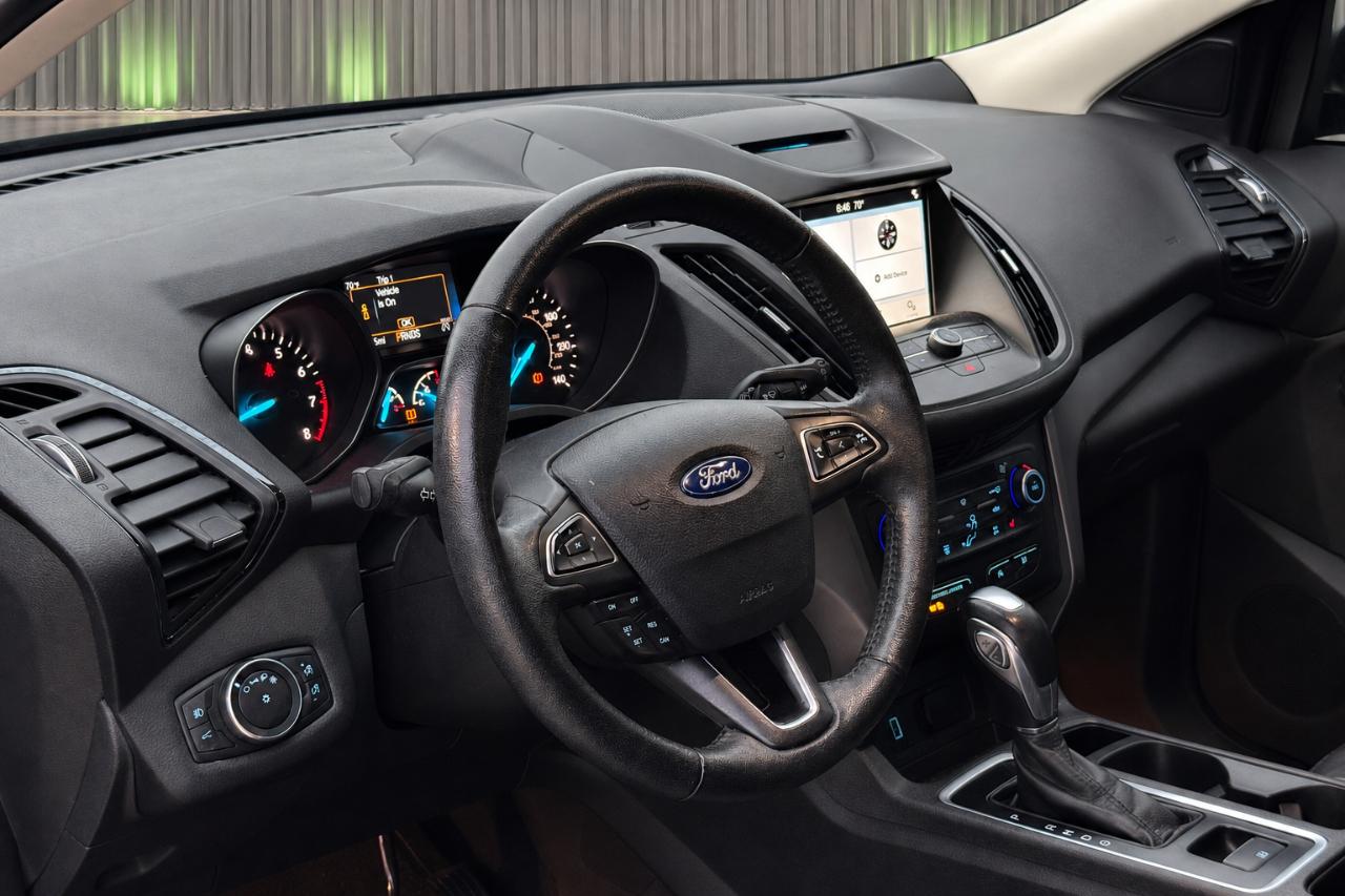 Ford Escape SEL 4WD 2018