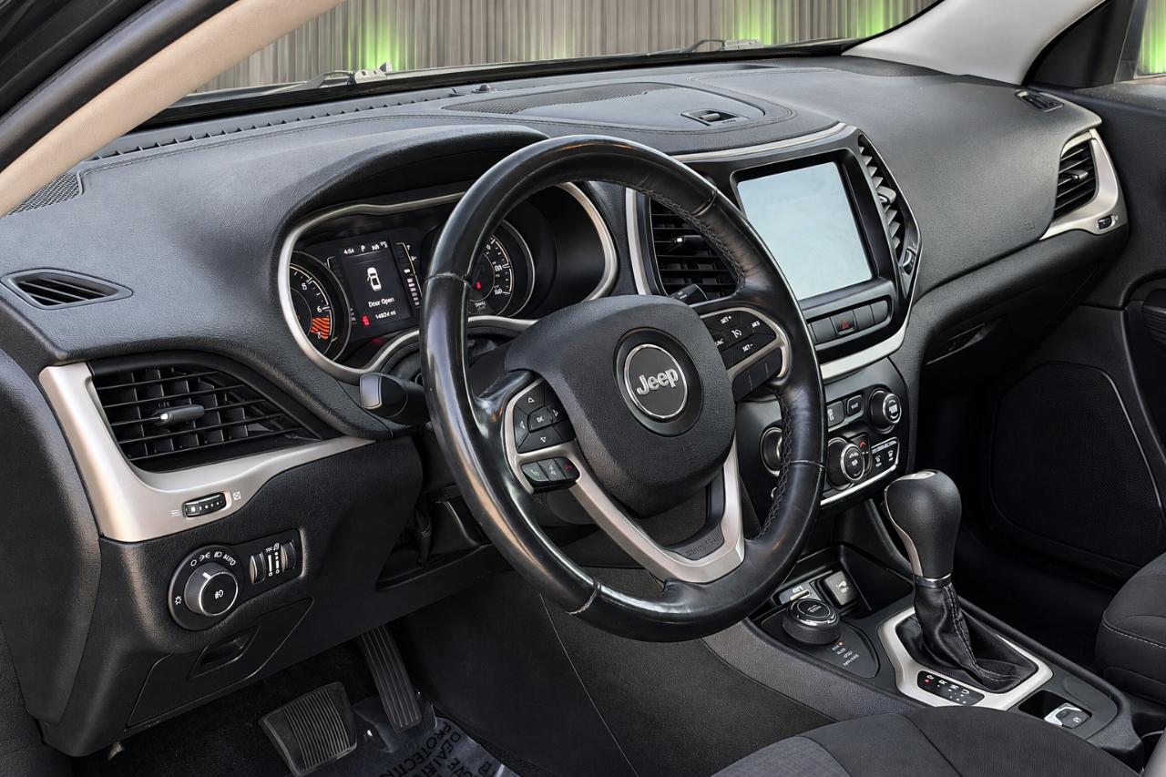Jeep Cherokee Latitude 4WD 2015