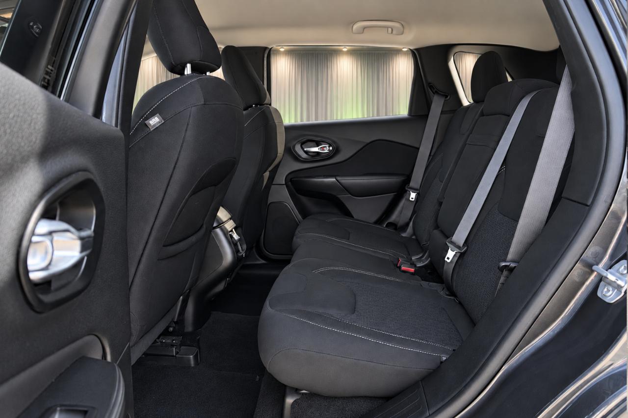 Jeep Cherokee Latitude 4WD 2015