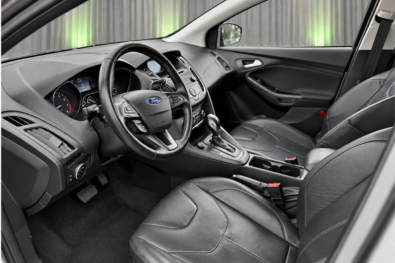 Ford Focus SE Hatch 2015