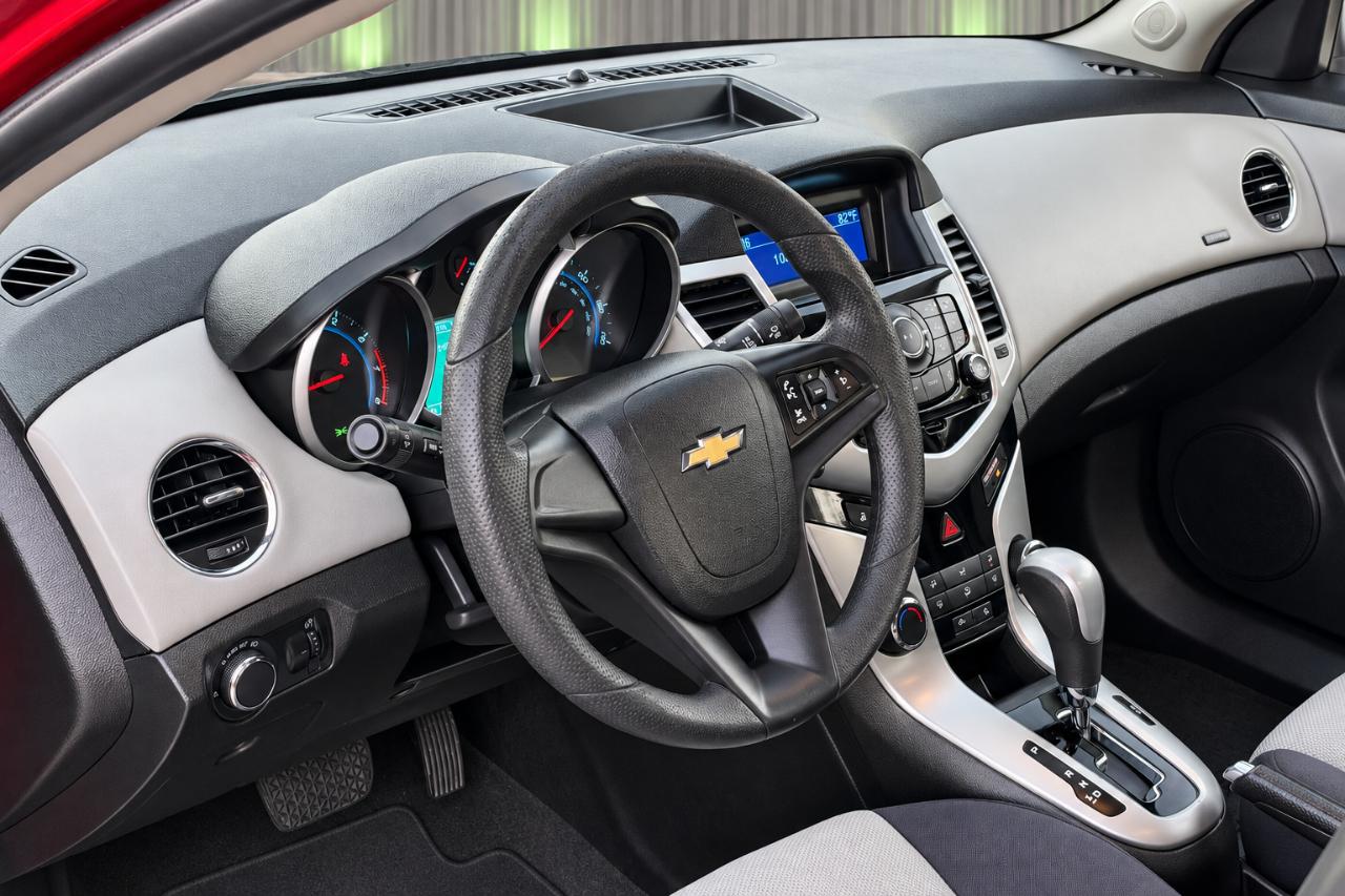 Chevrolet Cruze LS Auto 2014