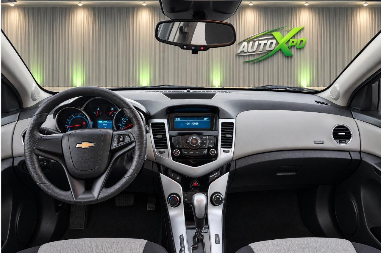 Chevrolet Cruze LS Auto 2014