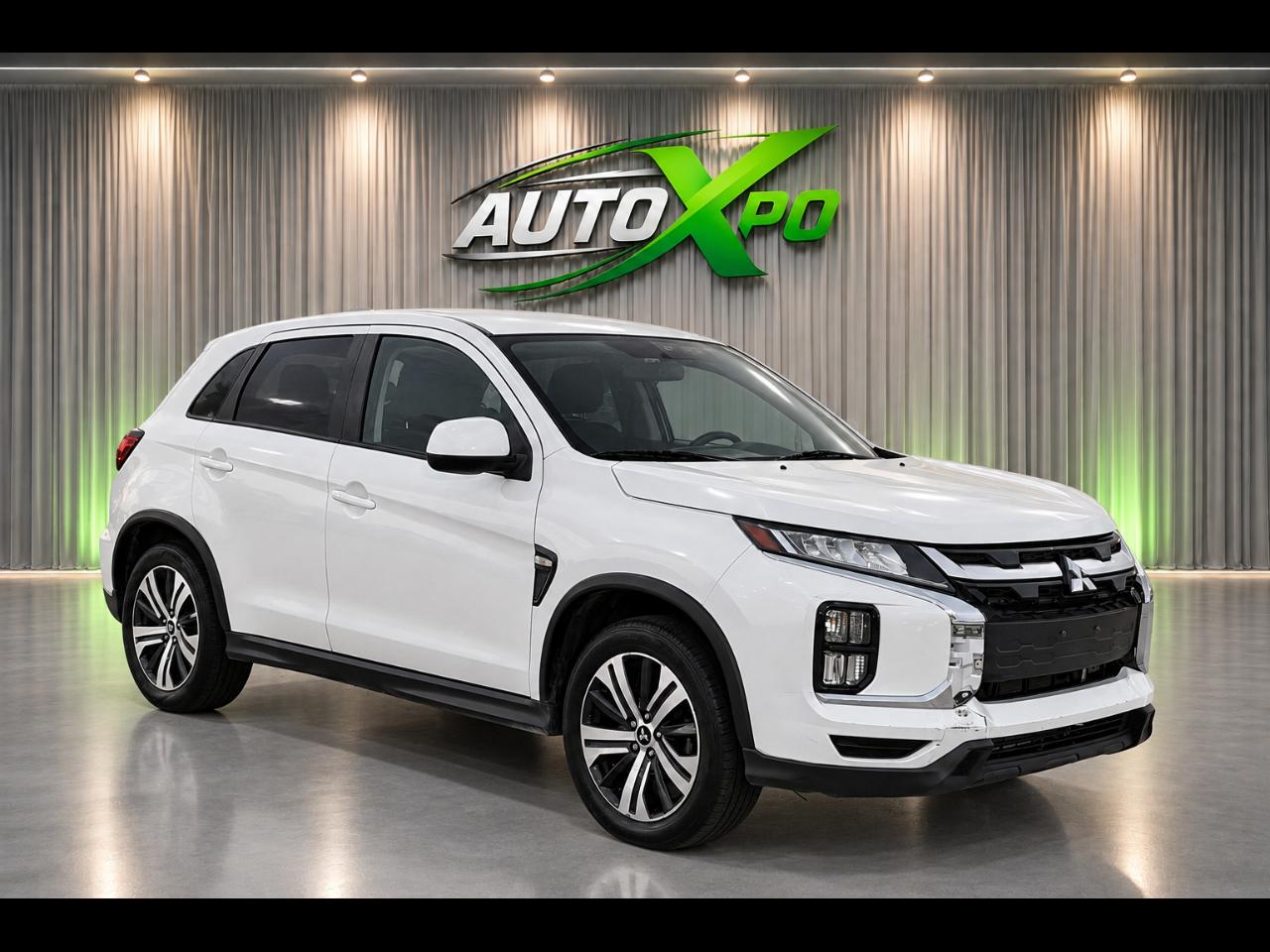 Mitsubishi Outlander Sport 2.0 ES CVT 2020