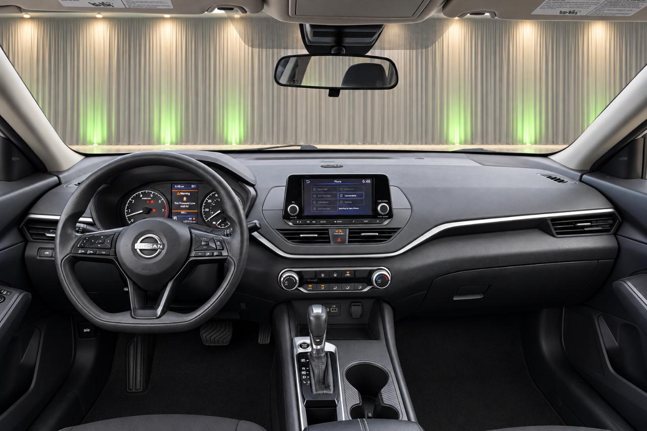 Nissan Altima 2.5 S 2023