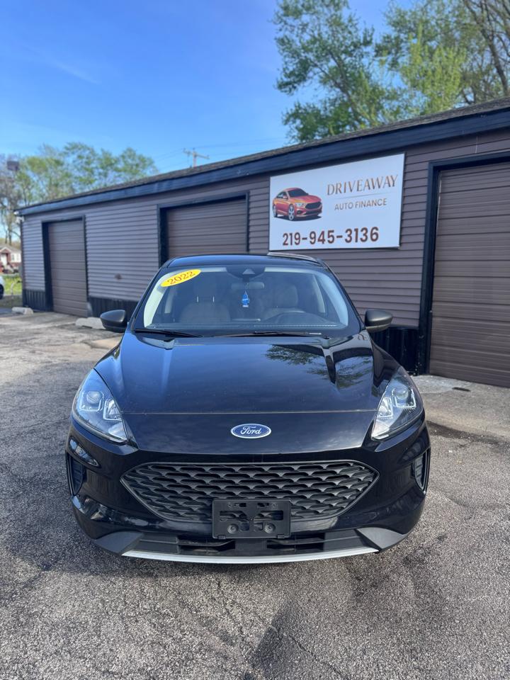 Ford Escape S FWD 2022