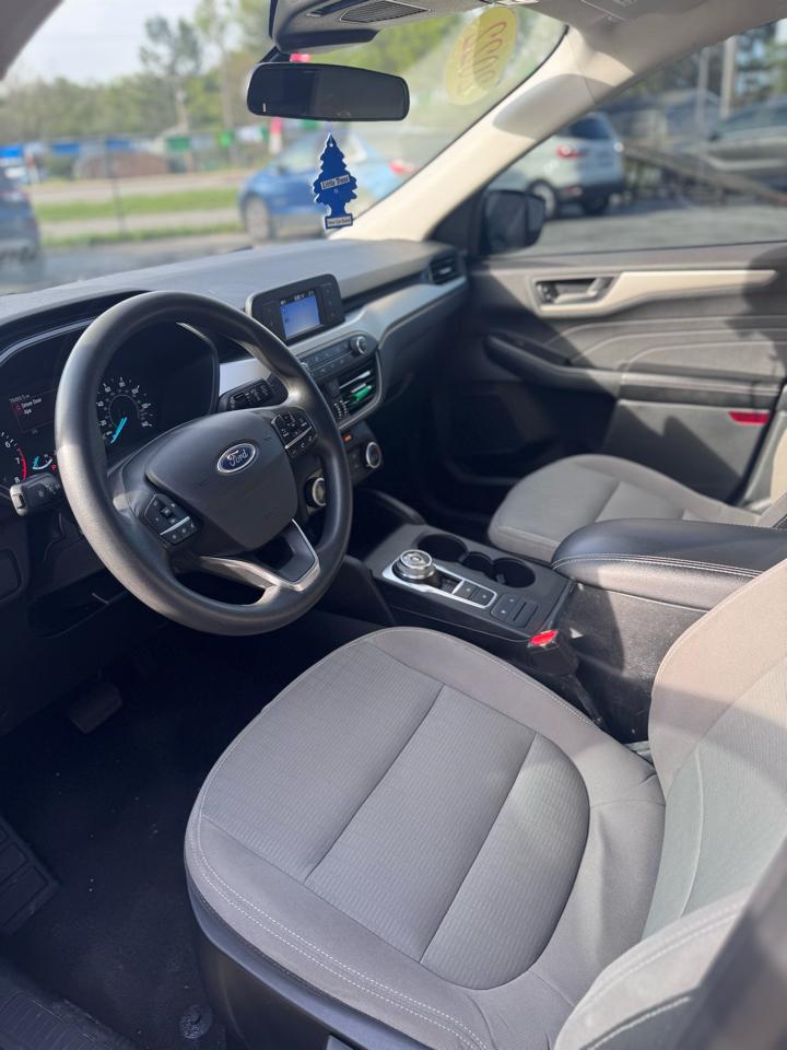 Ford Escape S FWD 2022