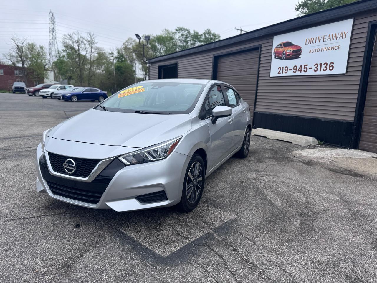 Nissan Versa SV CVT 2022