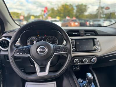 Nissan Versa SV CVT 2021