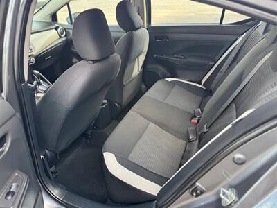 Nissan Versa SV CVT 2021