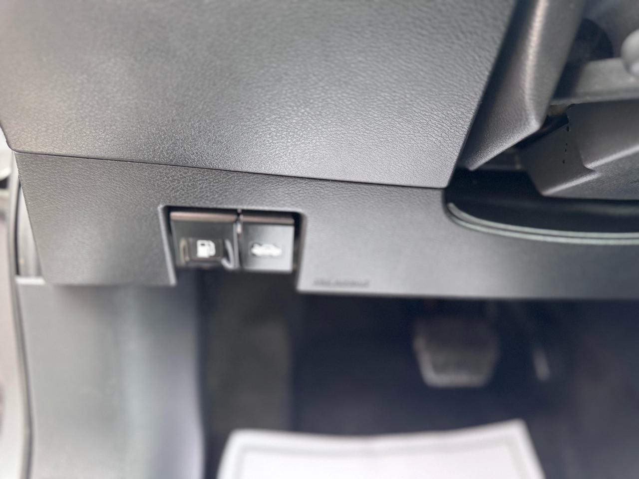 Nissan Versa SV CVT 2021