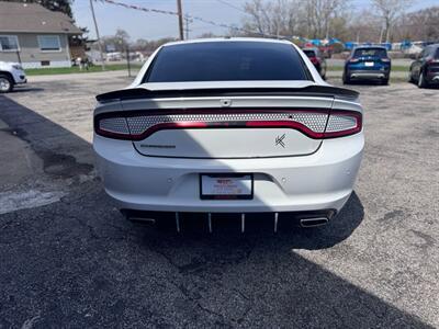 Dodge Charger SXT RWD 2019