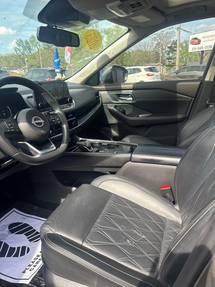 Nissan Rogue FWD Platinum 2023