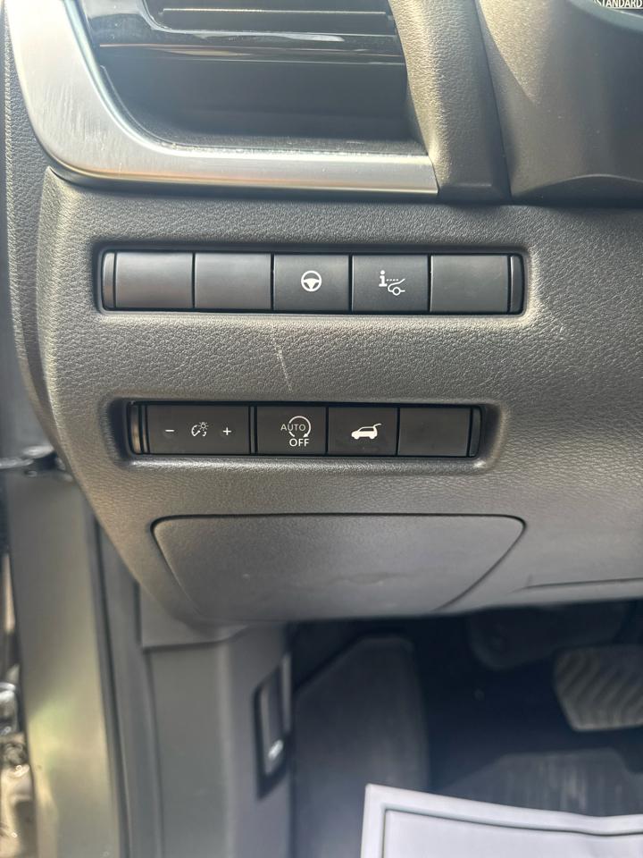 Nissan Rogue FWD Platinum 2023