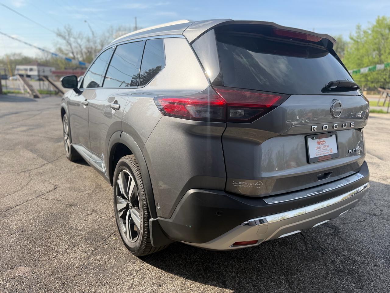 Nissan Rogue FWD Platinum 2023