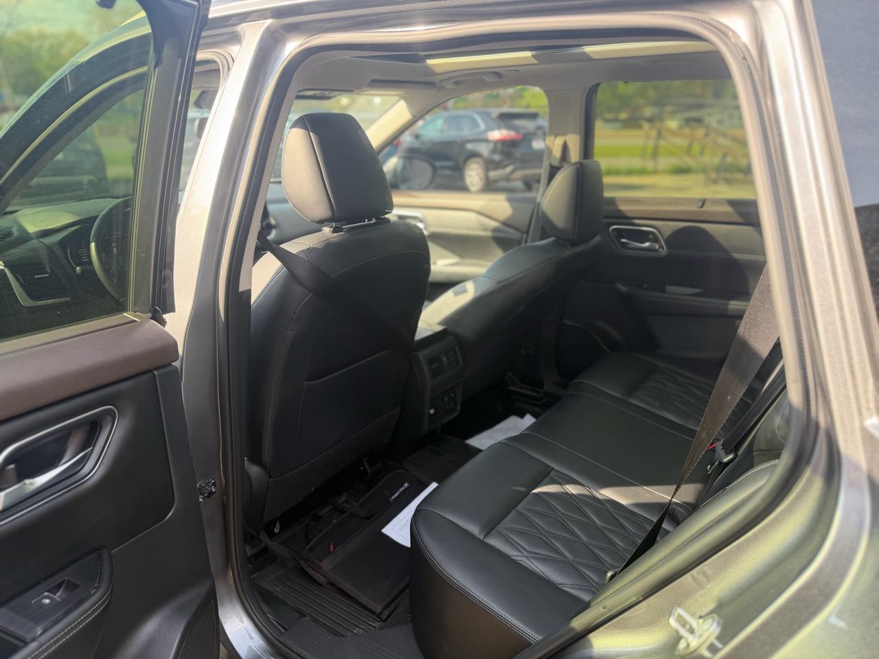 Nissan Rogue FWD Platinum 2023