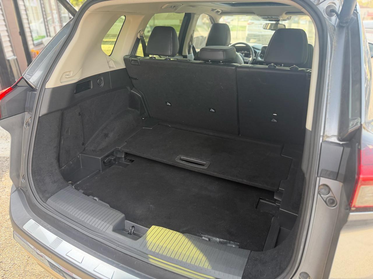 Nissan Rogue FWD Platinum 2023