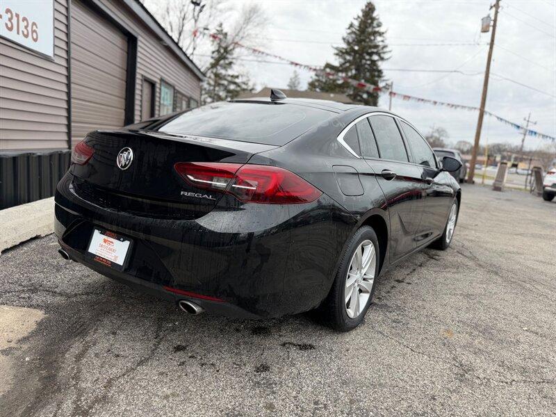 Buick Regal Sportback 4dr Sdn Preferred FWD 2019