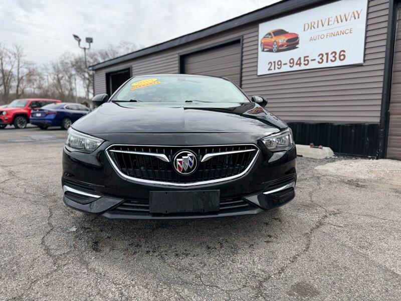 Buick Regal Sportback 4dr Sdn Preferred FWD 2019