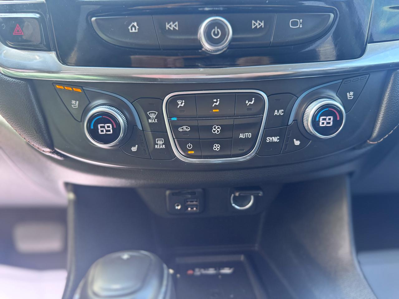 Chevrolet Traverse FWD 4dr Premier 2020