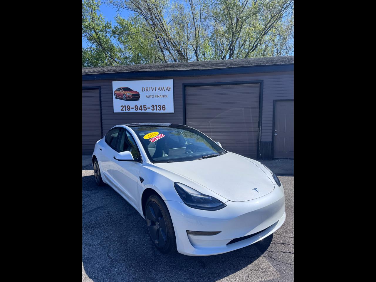 2023 Tesla Model 3 RWD