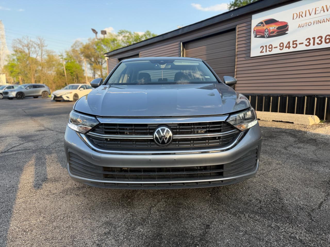Volkswagen Jetta SE Auto 2024