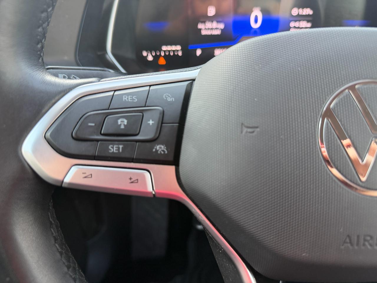 Volkswagen Jetta SE Auto 2024