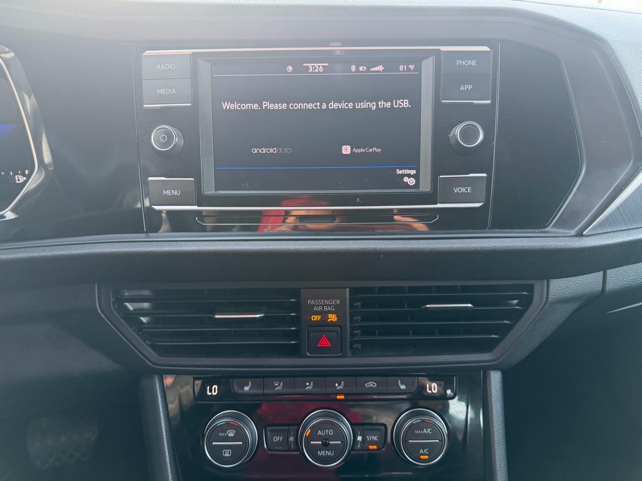 Volkswagen Jetta SE Auto 2024