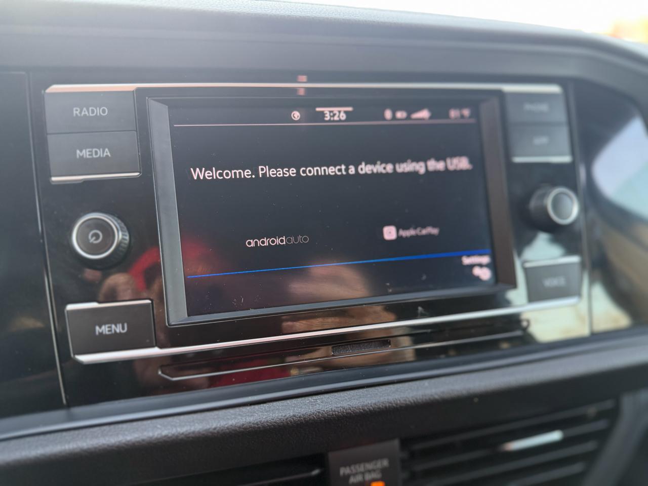 Volkswagen Jetta SE Auto 2024