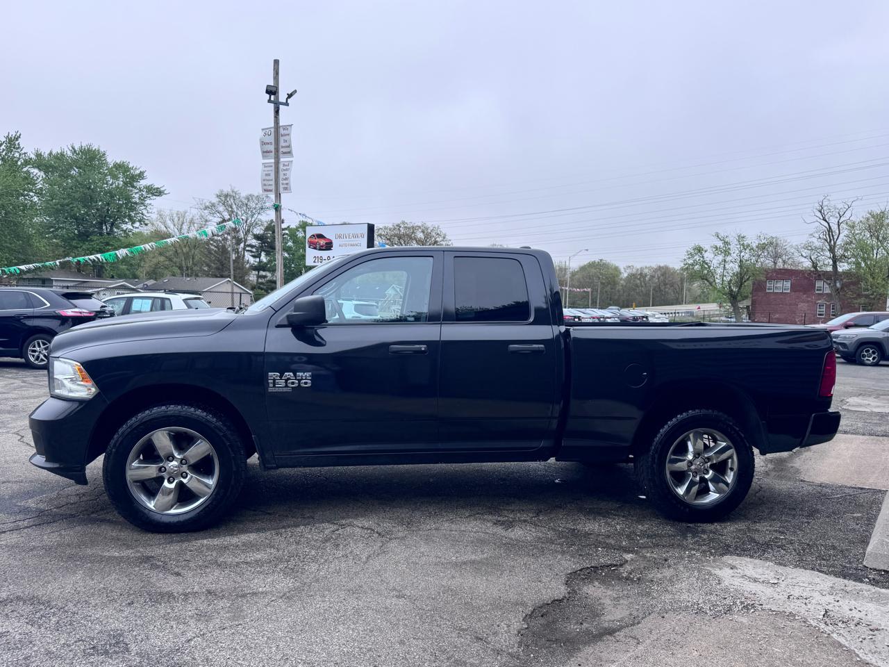 RAM 1500 Classic Express 4x4 Quad Cab 6'4" Box 2019