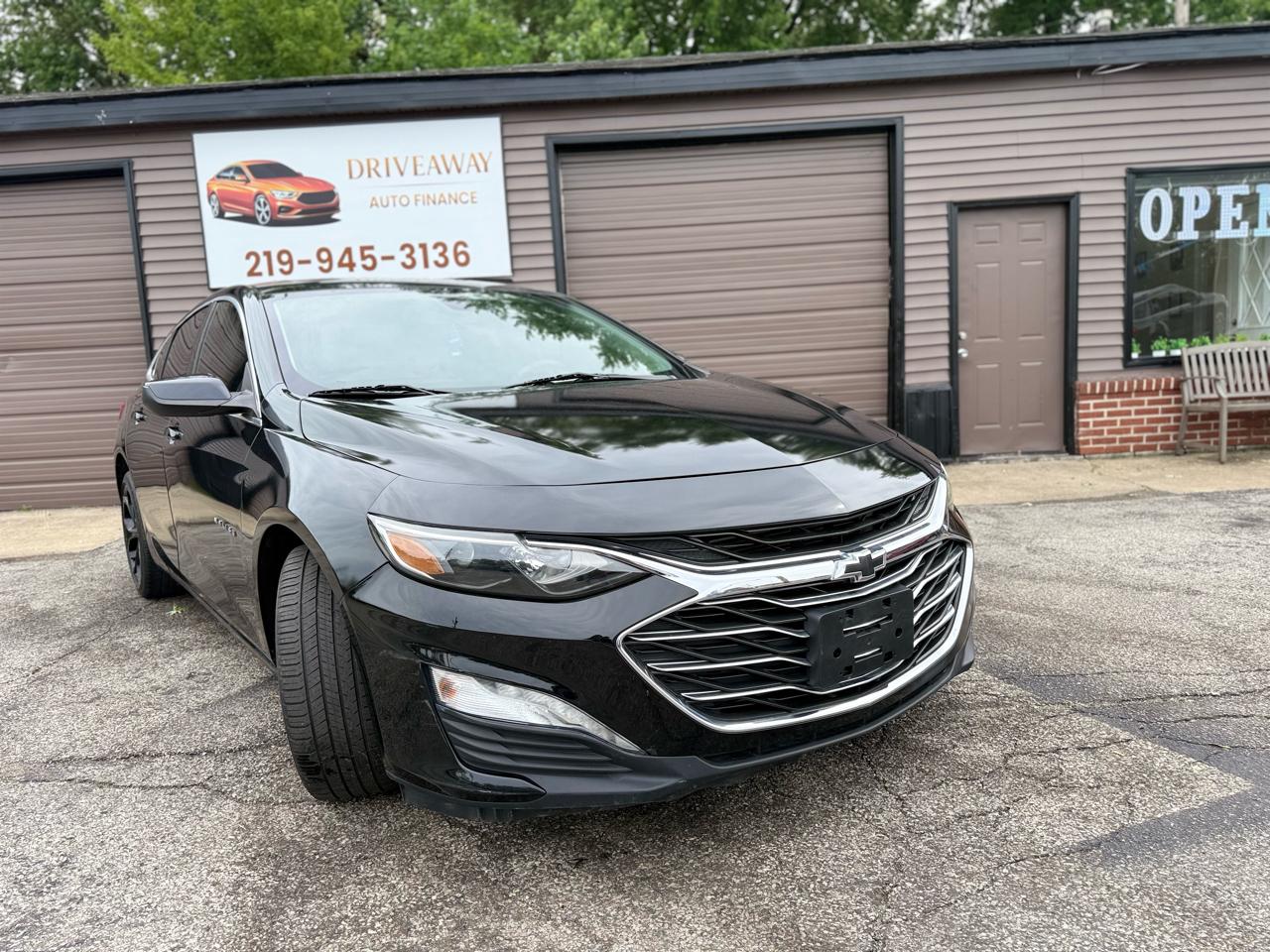 Chevrolet Malibu 4dr Sdn LT 2021