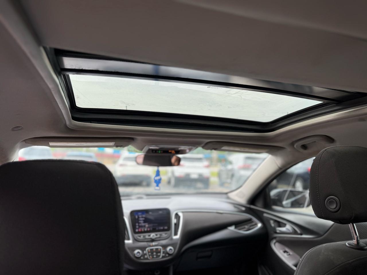 Chevrolet Malibu 4dr Sdn LT 2021