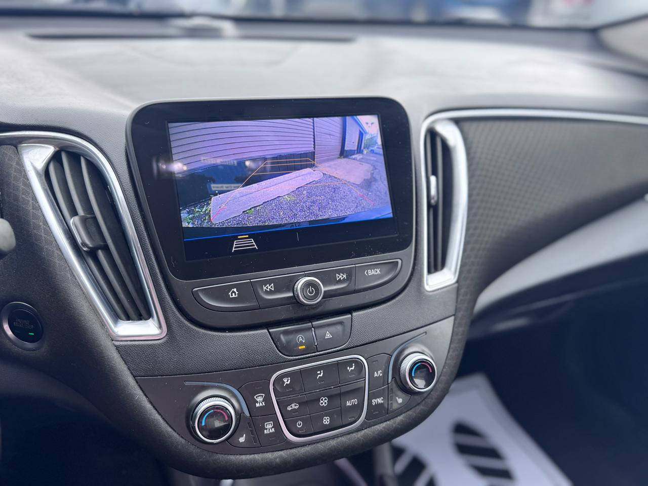 Chevrolet Malibu 4dr Sdn LT 2020