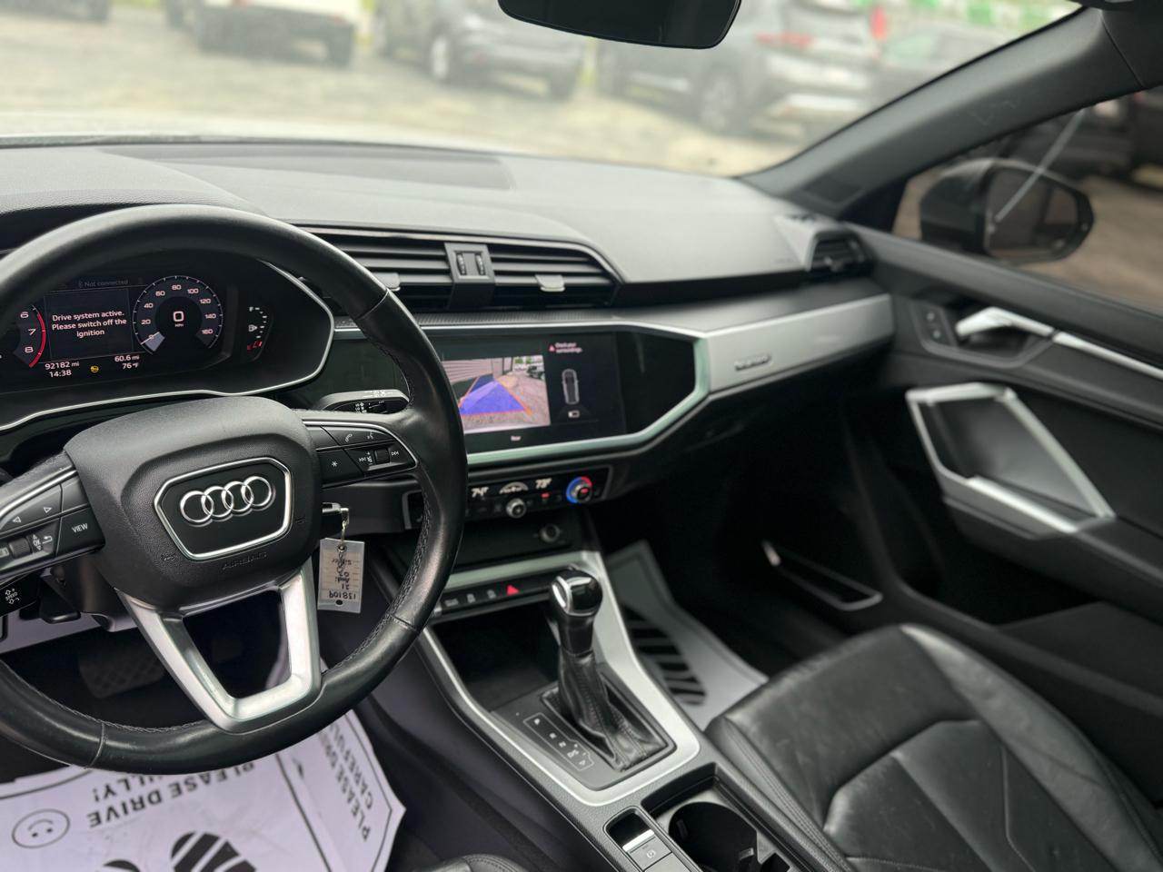 Audi Q3 Premium 40 TFSI quattro 2021