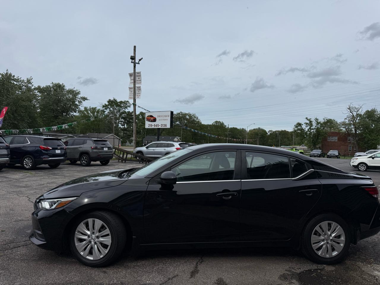 Nissan Sentra S CVT 2021