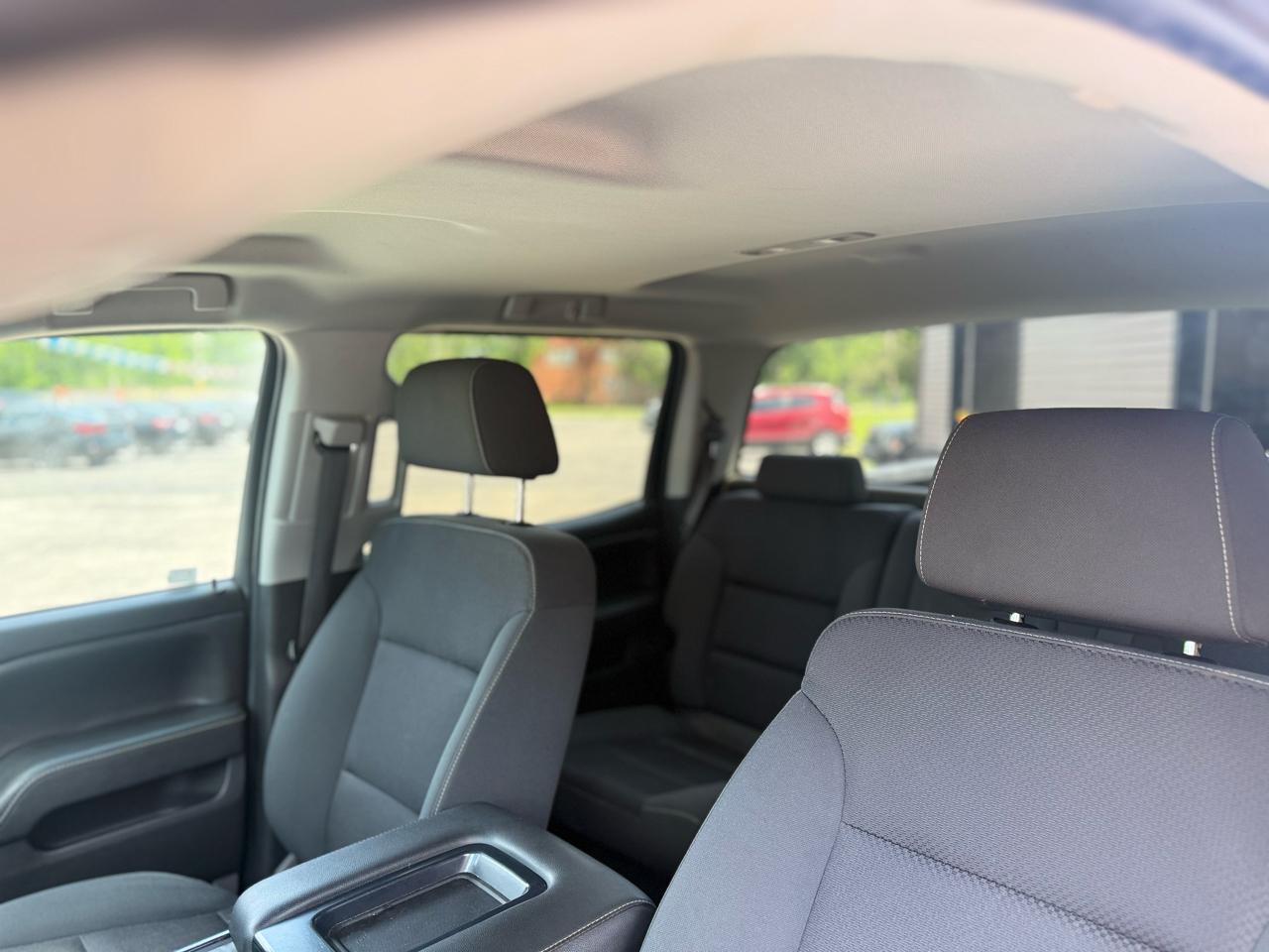 Chevrolet Silverado 1500 4WD Crew Cab 143.5" LT w/1LT 2018