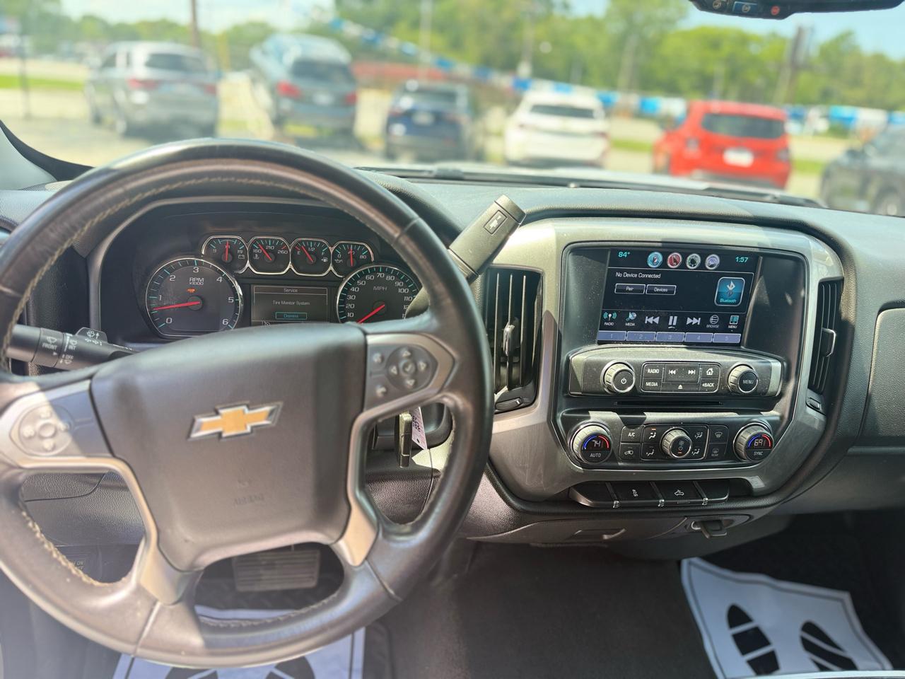 Chevrolet Silverado 1500 4WD Crew Cab 143.5" LT w/1LT 2018